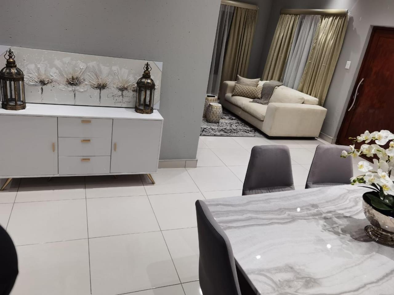 Kings View Exclusive Villas พริทอเรีย ภายนอก รูปภาพ